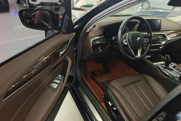 Used BMW 5 Series 2020 525Li Luxury Package Driver Seat