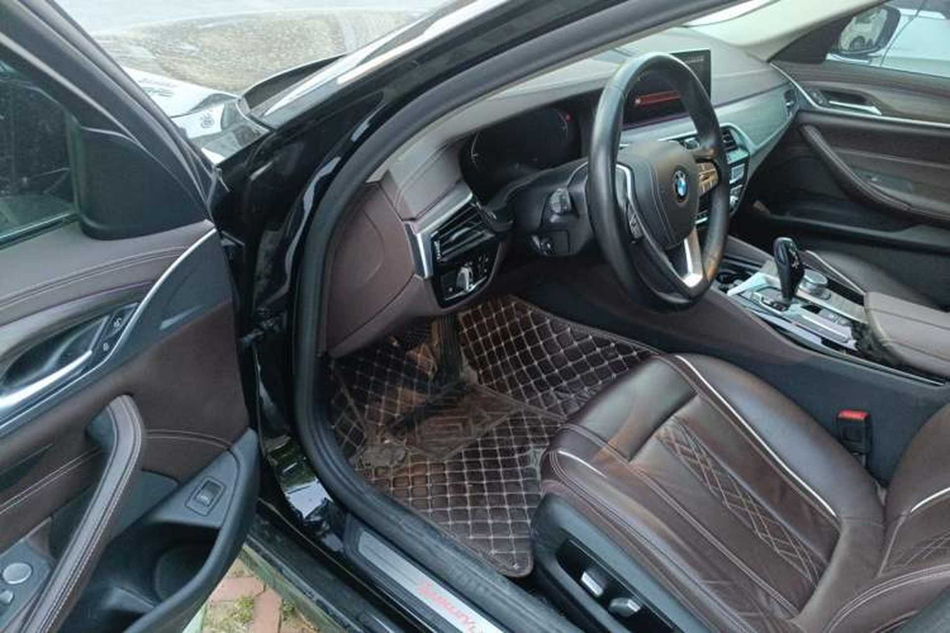 Used BMW 5 Series 2020 530Li xDrive Luxury Package Driver Seat