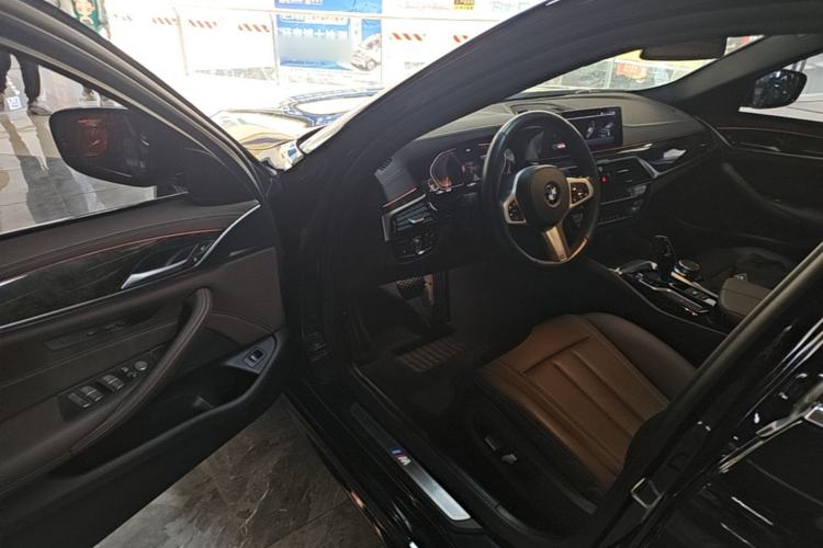 Used BMW 5 Series 2020 525Li M Sport Package Driver Seat