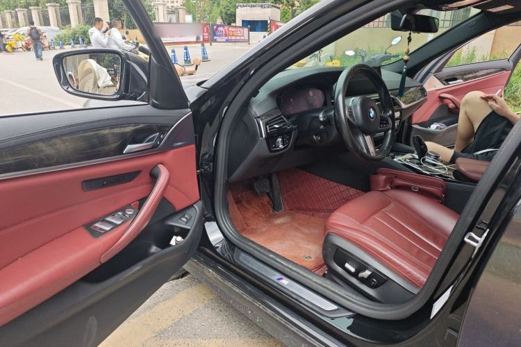 Used BMW 5 Series 2020 530Li Leading Model M Sport Package Driver Seat