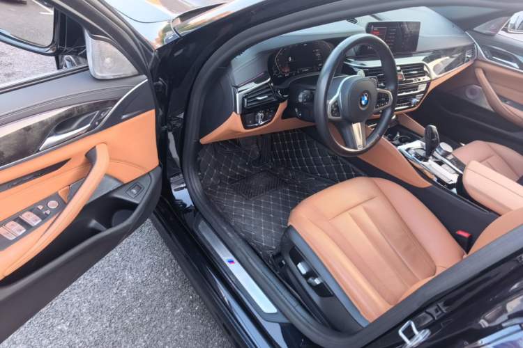 Used BMW 5 Series 2020 530Li Leading Model M Sport Package Driver Seat