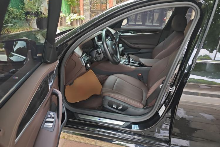 Used BMW 5 Series 2020 525Li M Sport Package Driver Seat