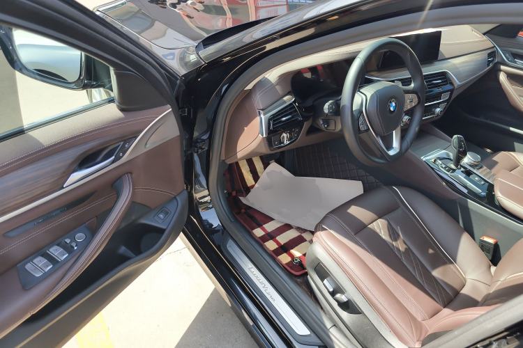 Used BMW 5 Series 2020 530Li Leading Edition Luxury Package Driver Seat