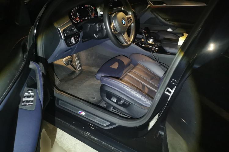 Used BMW 5 Series 2020 525i M Sport Package Driver Seat