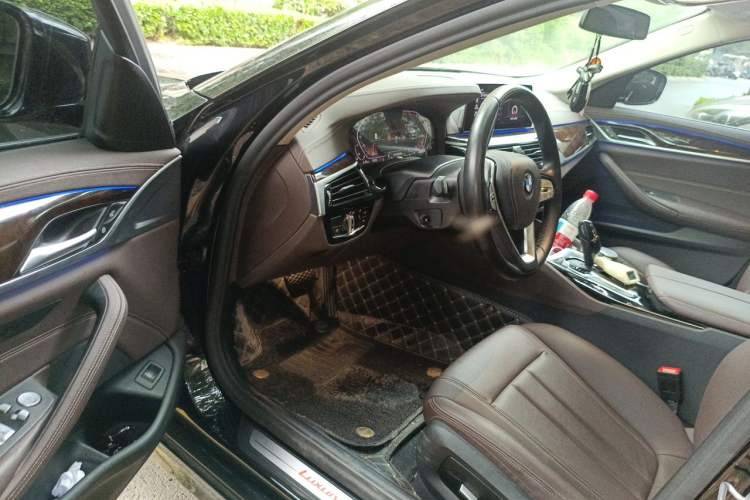 Used BMW 5 Series 2020 525Li Luxury Package Driver Seat