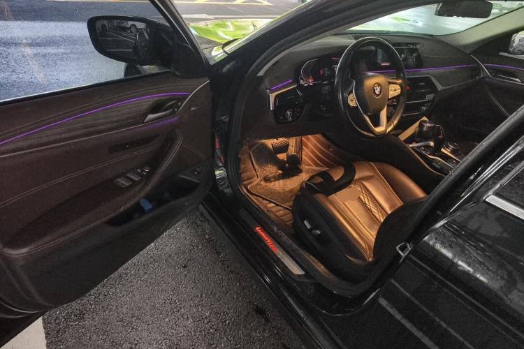 Used BMW 5 Series 2020 530Li Leading Edition Luxury Package Driver Seat