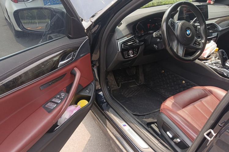 Used BMW 5 Series 2020 530Li xDrive M Sport Package Driver Seat