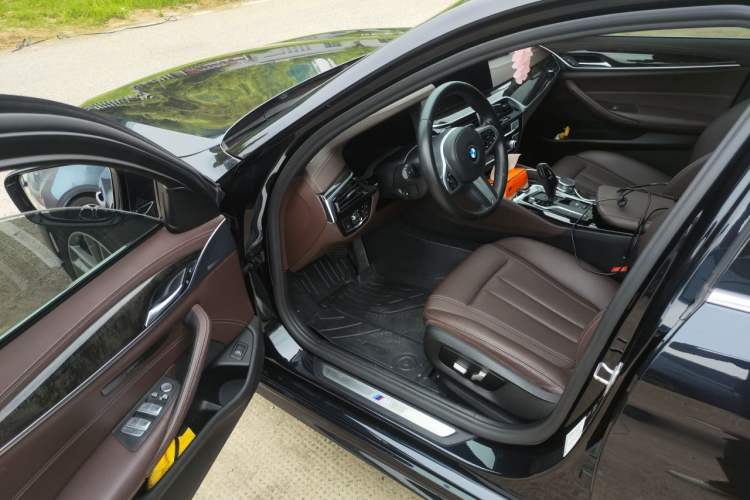 Used BMW 5 Series 2020 525Li M Sport Package Driver Seat