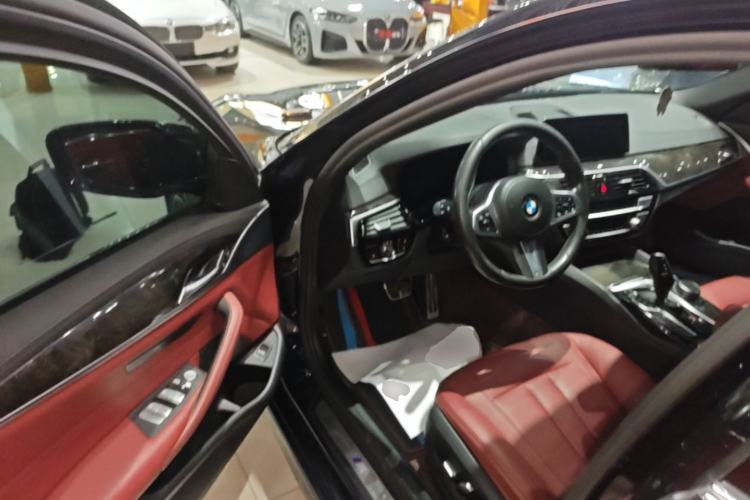Used BMW 5 Series 2020 530Li Leading Model M Sport Package Driver Seat