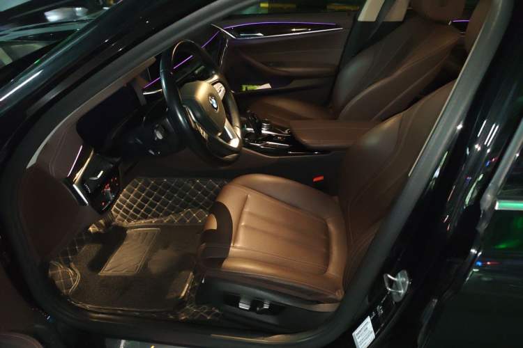 Used BMW 5 Series 2020 525Li Luxury Package Driver Seat