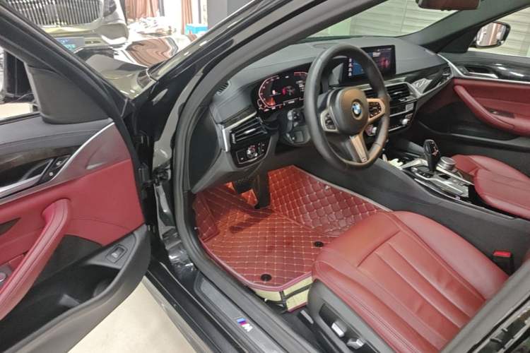 Used BMW 5 Series 2020 530Li Leading Model M Sport Package Driver Seat