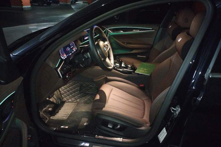 Used BMW 5 Series 2020 525Li M Sport Package Driver Seat