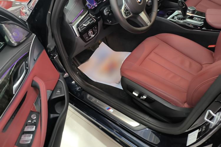Used BMW 5 Series 2020 530Li Leading Model M Sport Package Driver Seat