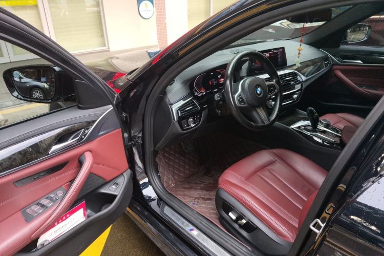 Used BMW 5 Series 2020 530Li Leading Model M Sport Package Driver Seat