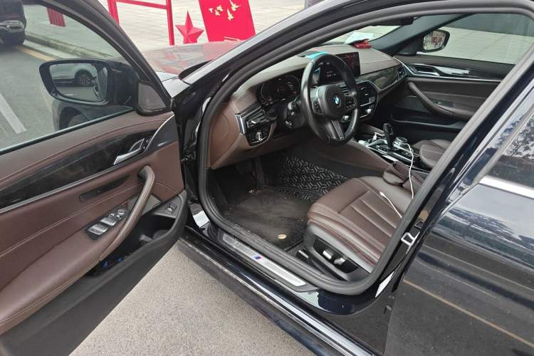 Used BMW 5 Series 2020 525Li M Sport Package Driver Seat