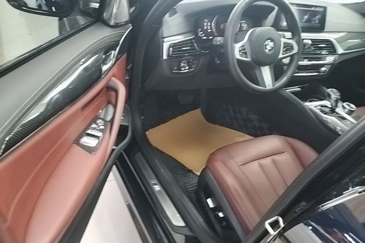 Used BMW 5 Series 2020 530Li Leading Model M Sport Package Driver Seat