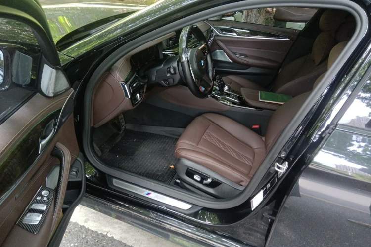 Used BMW 5 Series 2020 525Li M Sport Package Driver Seat