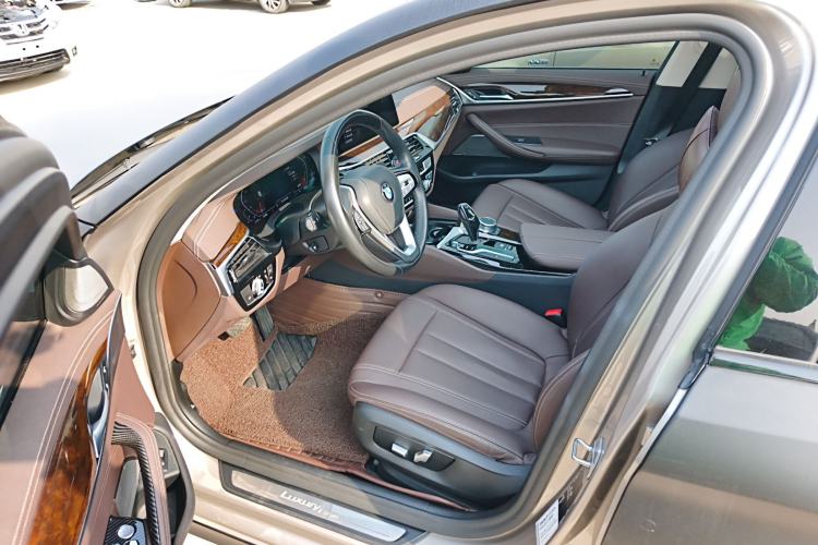 Used BMW 5 Series 2020 525Li Luxury Package Driver Seat