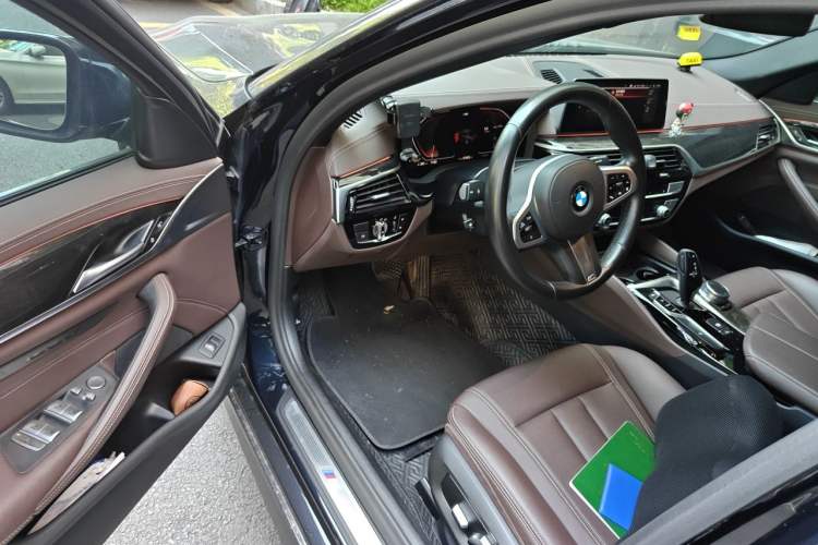 Used BMW 5 Series 2020 525Li M Sport Package Driver Seat
