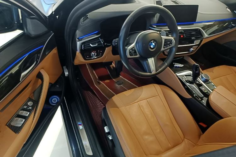 Used BMW 5 Series 2020 530Li Luxury Edition M Sport Package Driver Seat