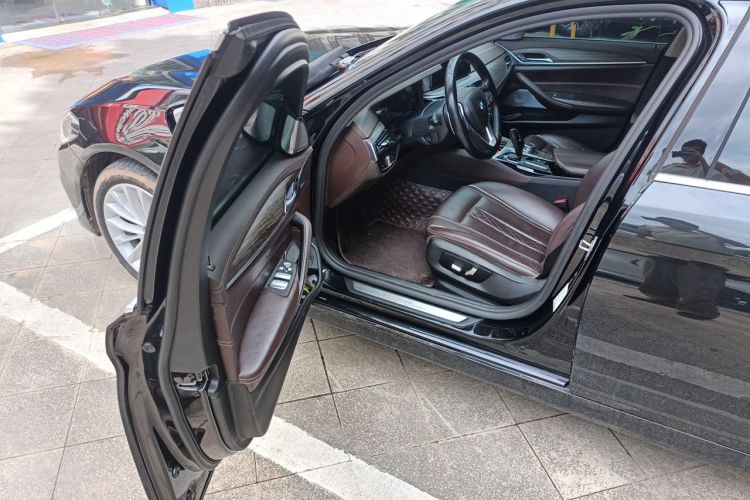 Used BMW 5 Series 2020 530Li Leading Edition Luxury Package Driver Seat