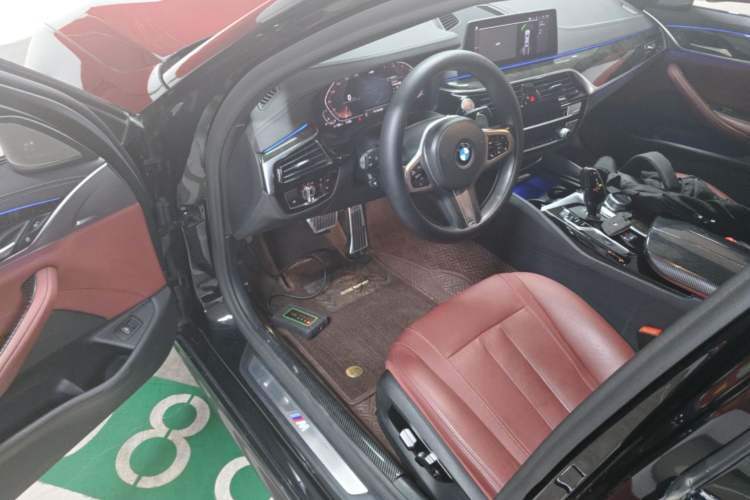 Used BMW 5 Series 2020 530Li Leading Model M Sport Package Driver Seat