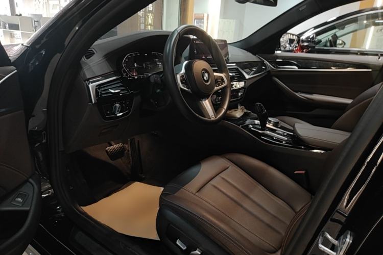 Used BMW 5 Series 2020 525Li M Sport Package Driver Seat