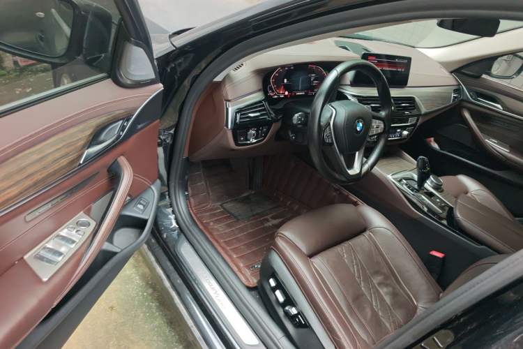 Used BMW 5 Series 2020 530Li Luxury Edition Premium Package Driver Seat