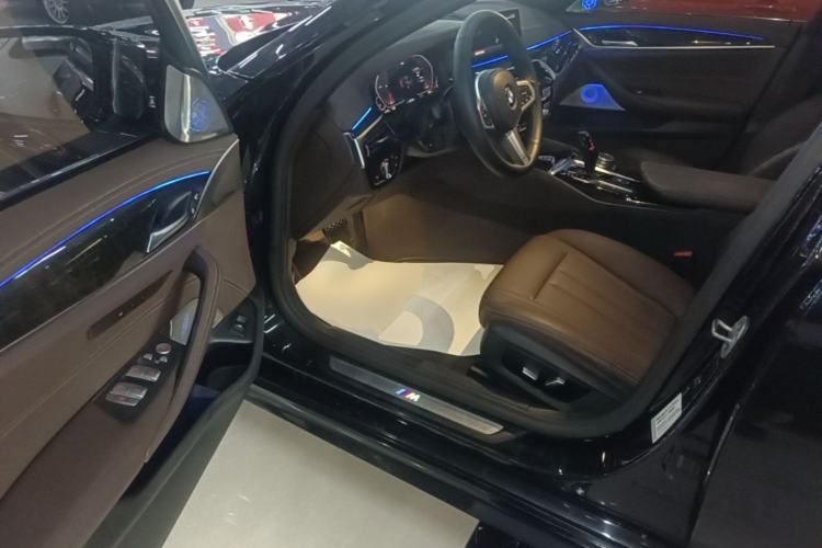 Used BMW 5 Series 2020 525Li M Sport Package Driver Seat