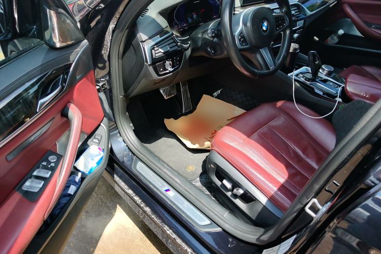 Used BMW 5 Series 2020 530Li Leading Model M Sport Package Driver Seat