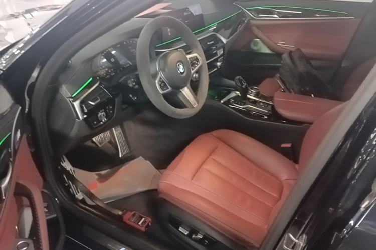 Used BMW 5 Series 2020 530Li Leading Model M Sport Package Driver Seat