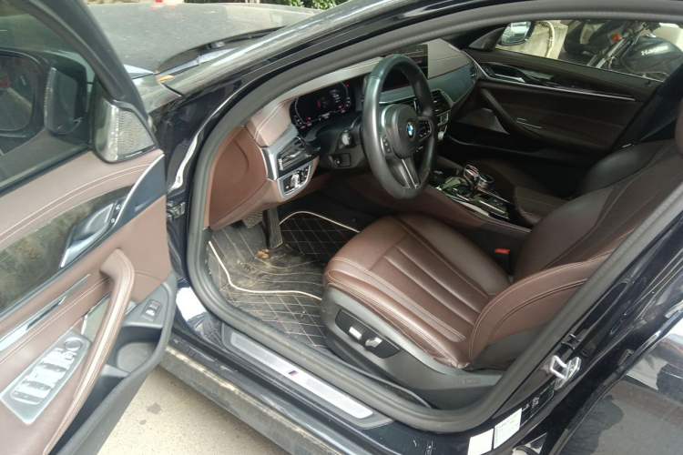 Used BMW 5 Series 2020 525Li M Sport Package Driver Seat