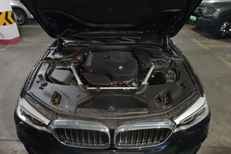 Used BMW 5 Series 2020 525i M Sport Package Engine Bay