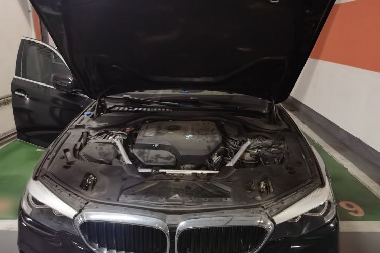 Used BMW 5 Series 2020 525Li M Sport Package Engine Bay