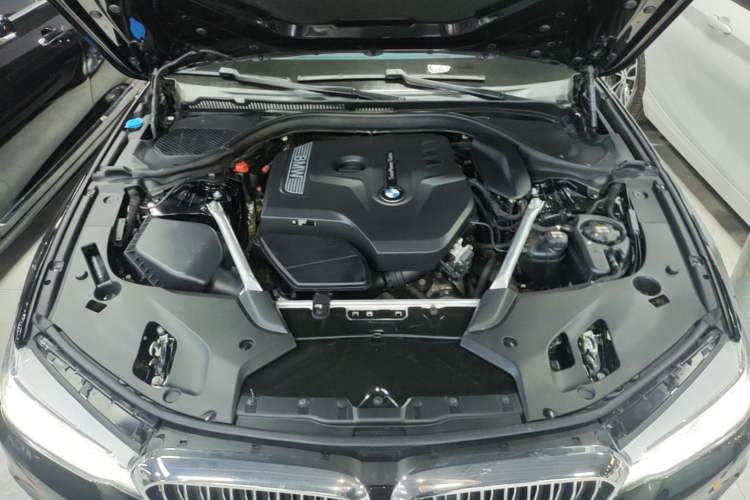 Used BMW 5 Series 2020 530Li Leading Edition Luxury Package Engine Bay