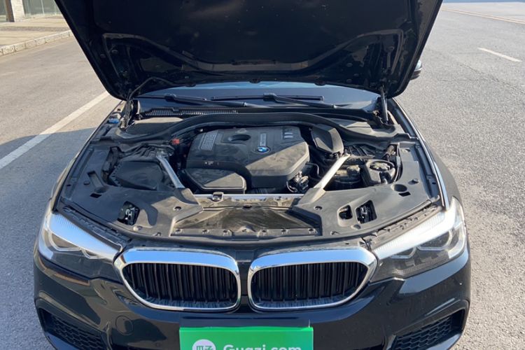 Used BMW 5 Series 2020 525Li M Sport Package Engine Bay