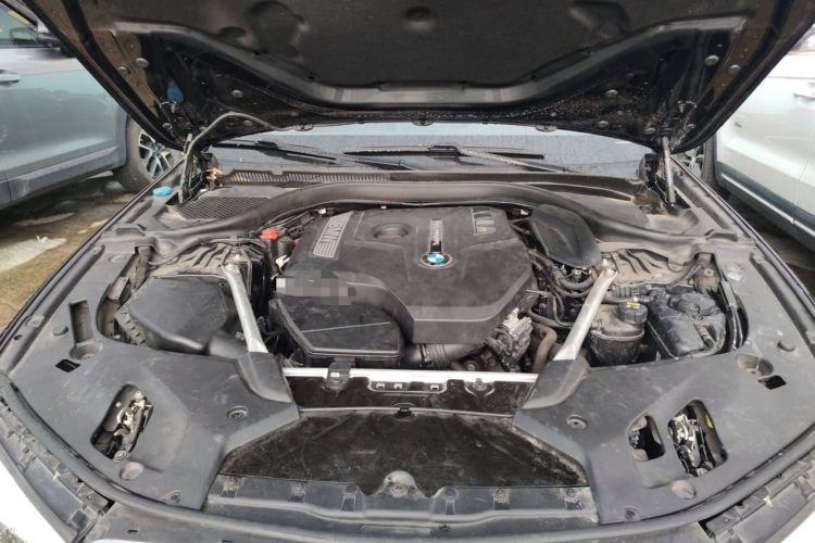 Used BMW 5 Series 2020 525Li Luxury Package Engine Bay
