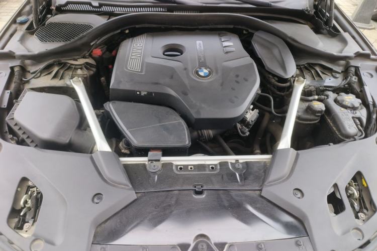 Used BMW 5 Series 2020 525Li Luxury Package Engine Bay