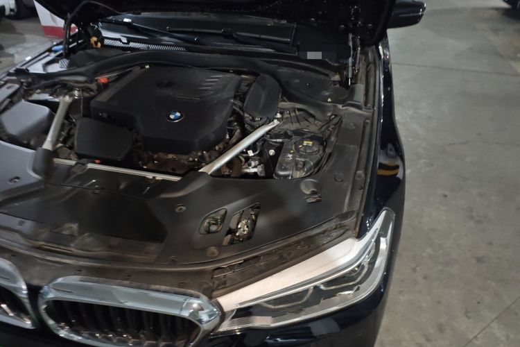 Used BMW 5 Series 2020 525i M Sport Package Engine Bay Left