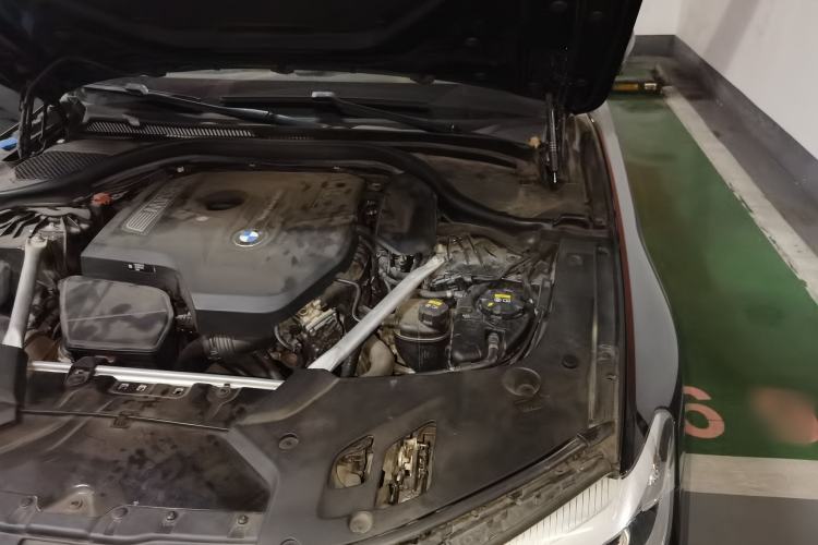 Used BMW 5 Series 2020 525Li M Sport Package Engine Bay Left