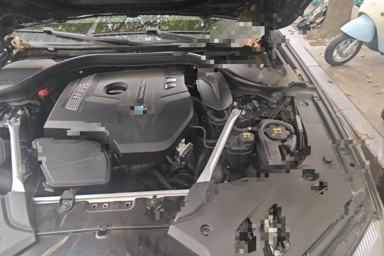 Used BMW 5 Series 2020 525Li M Sport Package Engine Bay Left