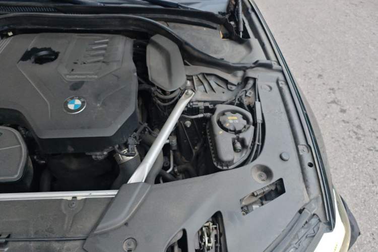 Used BMW 5 Series 2020 525i M Sport Package Engine Bay Left