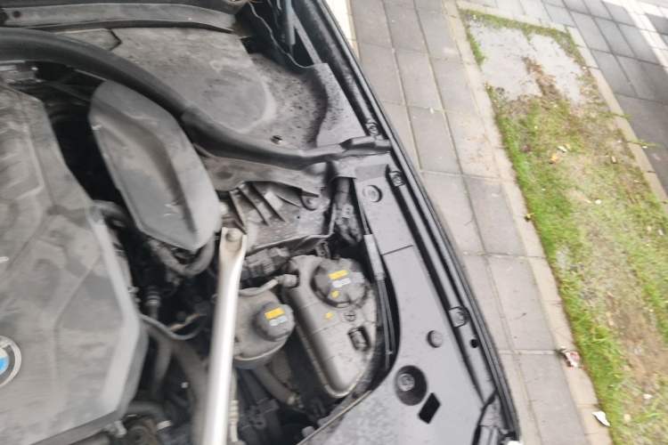 Used BMW 5 Series 2020 530i M Sport Package Engine Bay Left