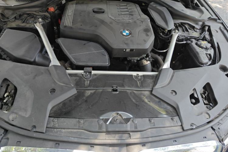 Used BMW 5 Series 2020 525i M Sport Package Engine Bay