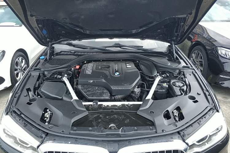 Used BMW 5 Series 2020 530Li Leading Edition Luxury Package Engine Bay