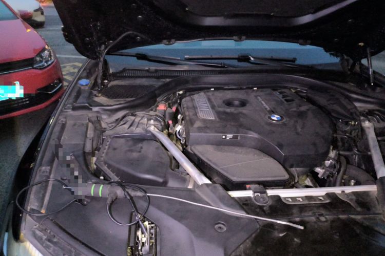Used BMW 5 Series 2020 525Li M Sport Package Engine Bay Right