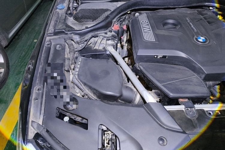 Used BMW 5 Series 2020 530Li Leading Edition Luxury Package Engine Bay Right
