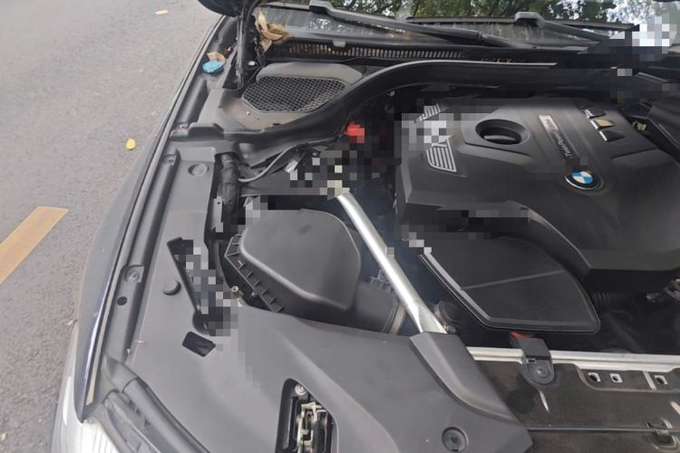 Used BMW 5 Series 2020 525Li M Sport Package Engine Bay Right