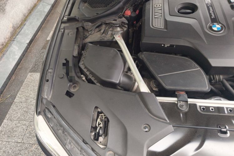 Used BMW 5 Series 2020 530Li Leading Edition Luxury Package Engine Bay Right