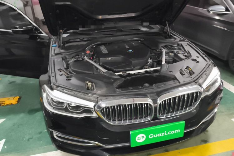 Used BMW 5 Series 2020 530Li Leading Edition Luxury Package Engine Bay Right